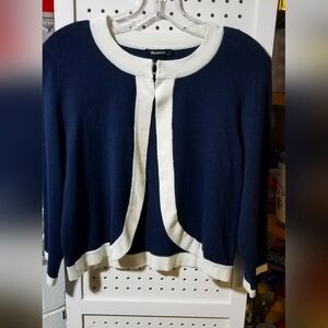 Graffiti blue and white knit crop sweater